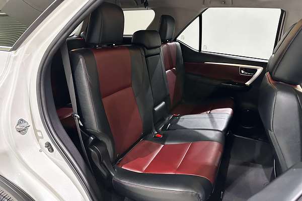 2018 Toyota Fortuner Crusade GUN156R