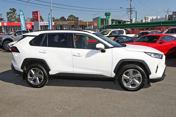 2021 Toyota RAV4 GXL MXAA52R