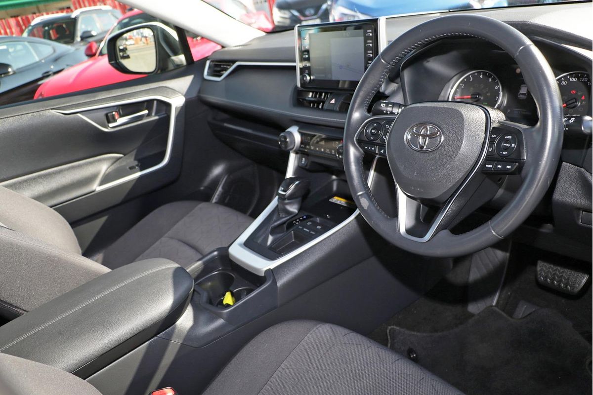 2021 Toyota RAV4 GXL MXAA52R