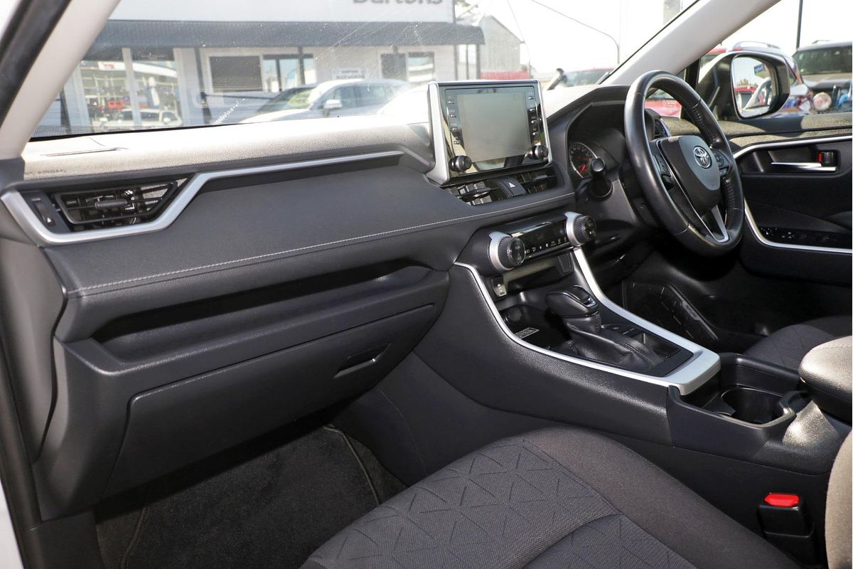 2021 Toyota RAV4 GXL MXAA52R