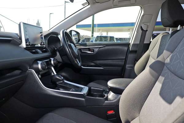 2021 Toyota RAV4 GXL MXAA52R