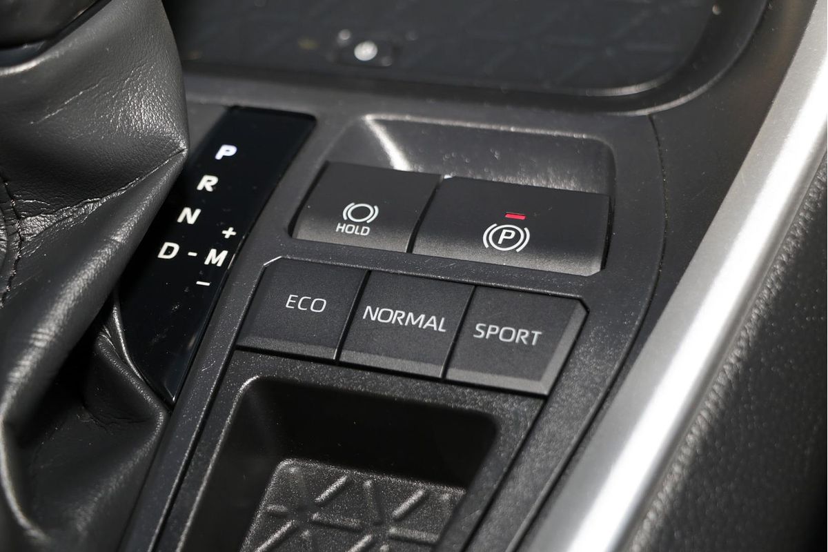 2021 Toyota RAV4 GXL MXAA52R