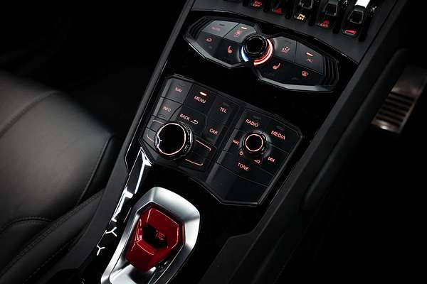 2017 Lamborghini Huracan LP610-4 724