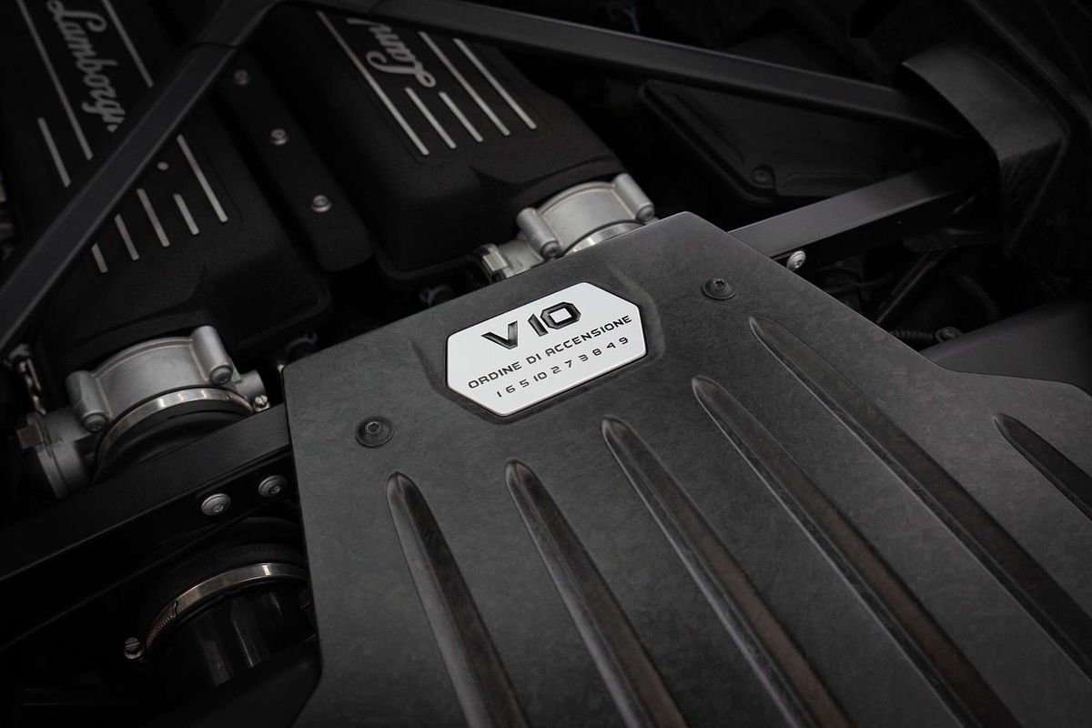 2017 Lamborghini Huracan LP610-4 724