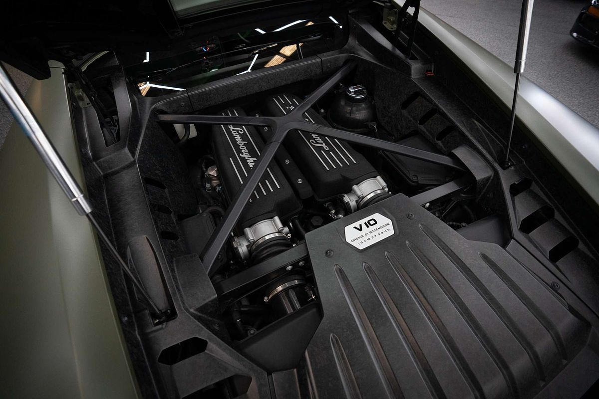 2017 Lamborghini Huracan LP610-4 724