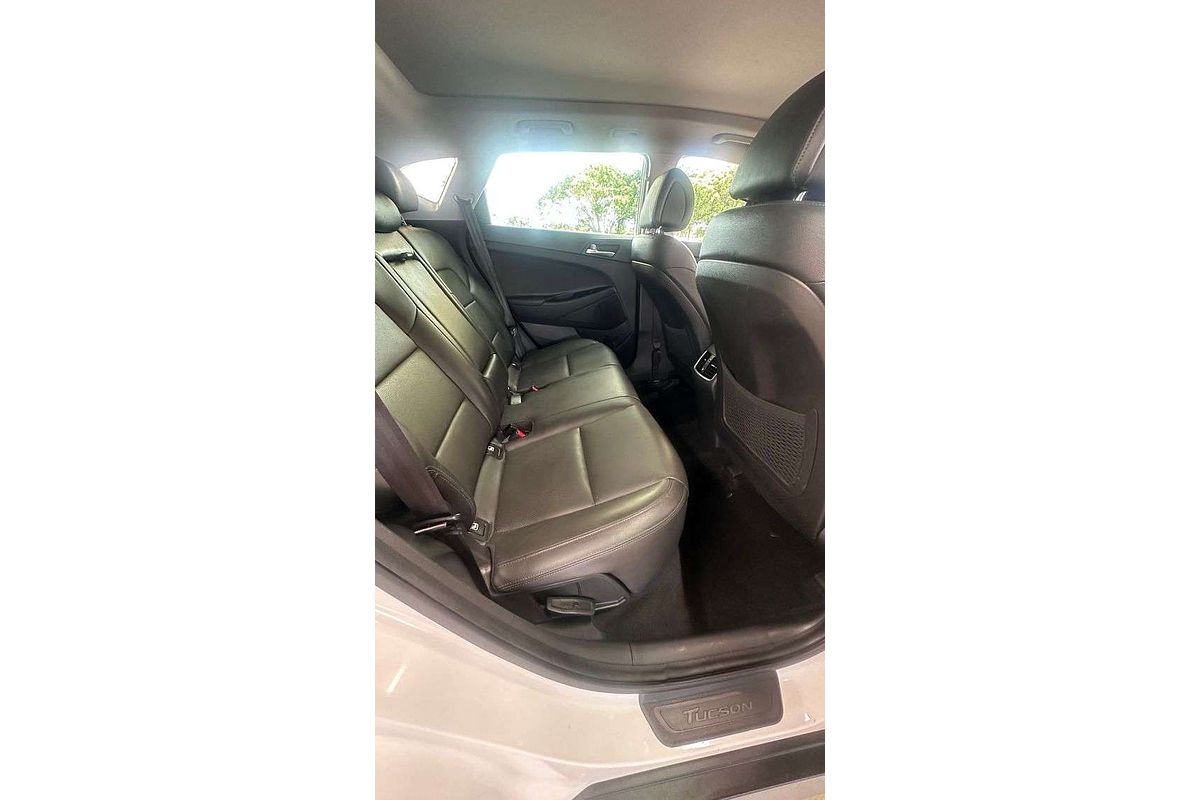 2017 Hyundai Tucson Highlander TLE2