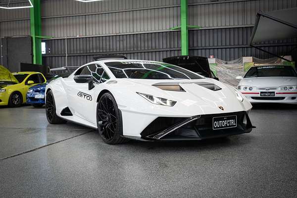 2022 Lamborghini Huracan STO 724