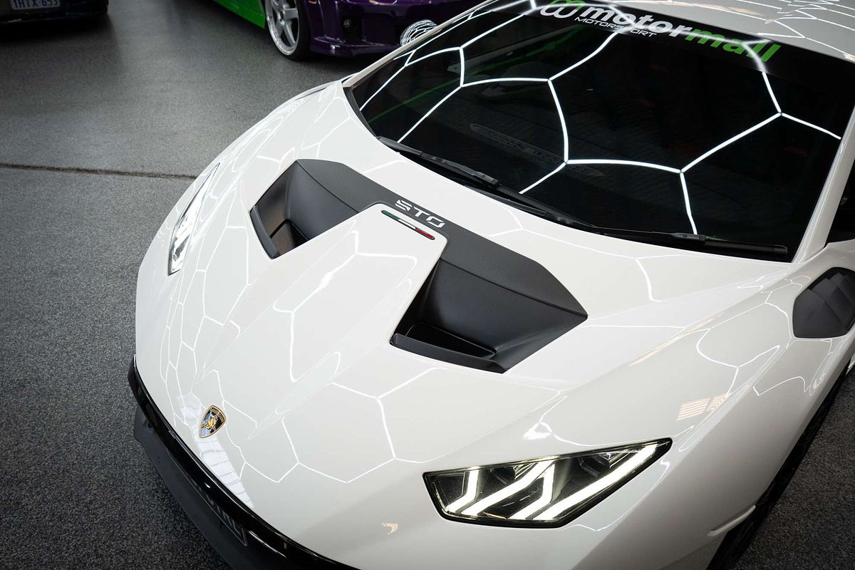 2022 Lamborghini Huracan STO 724