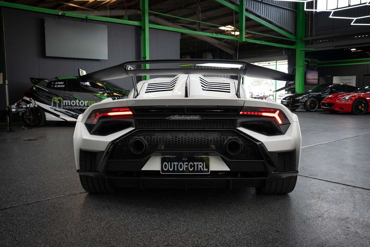2022 Lamborghini Huracan STO 724