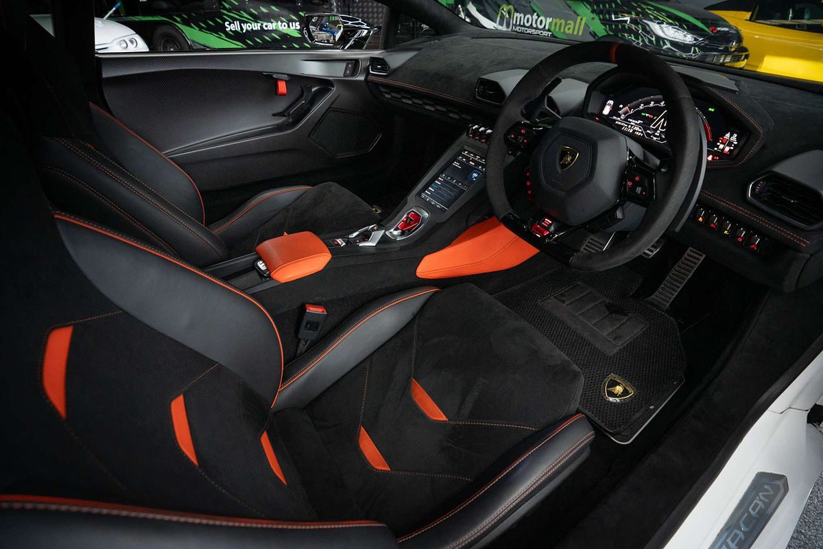 2022 Lamborghini Huracan STO 724