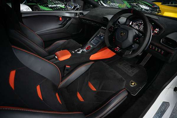 2022 Lamborghini Huracan STO 724