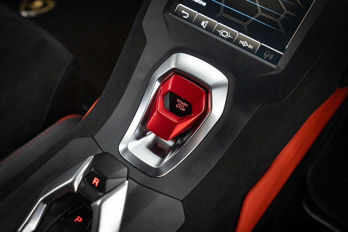 2022 Lamborghini Huracan STO 724