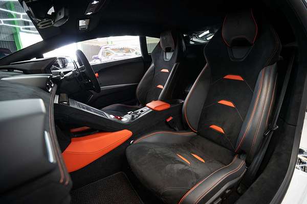 2022 Lamborghini Huracan STO 724