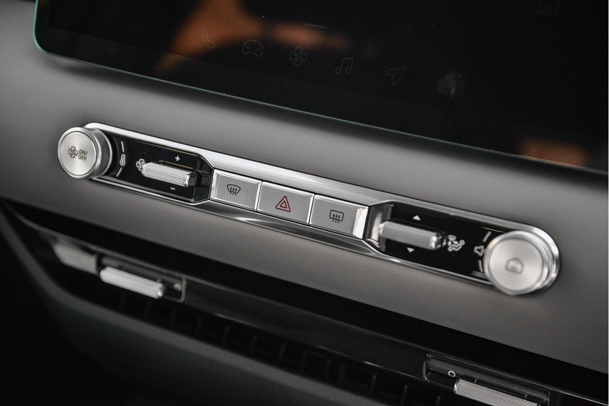 2025 MG MGS5 EV Essence 49 ZS3EM