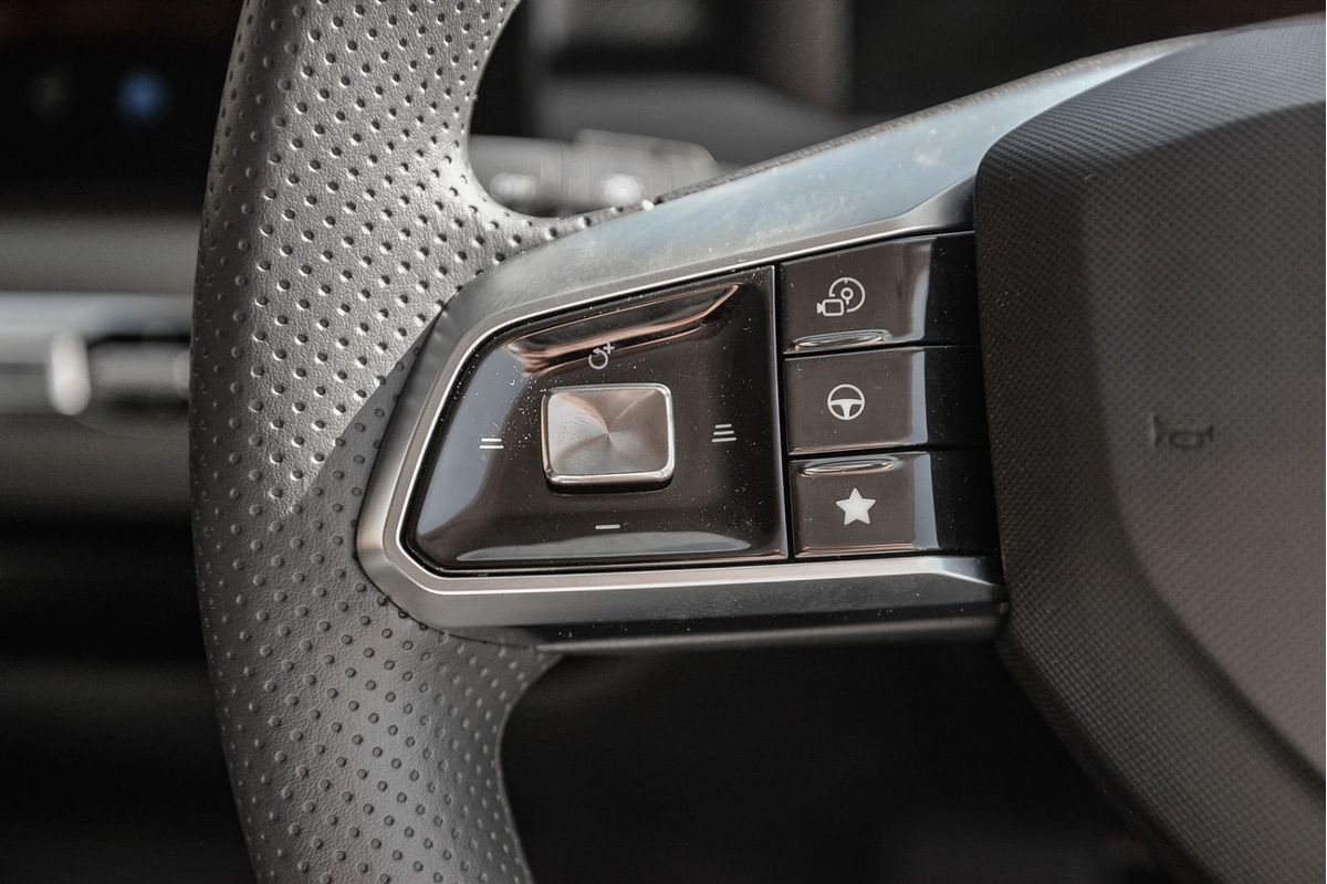 2025 MG MGS5 EV Essence 49 ZS3EM