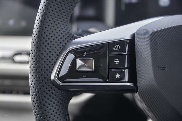 2025 MG MGS5 EV Essence 49 ZS3EM