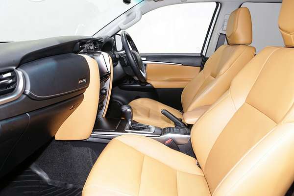 2023 Toyota Fortuner Crusade GUN156R