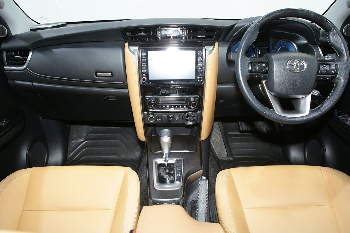 2023 Toyota Fortuner Crusade GUN156R