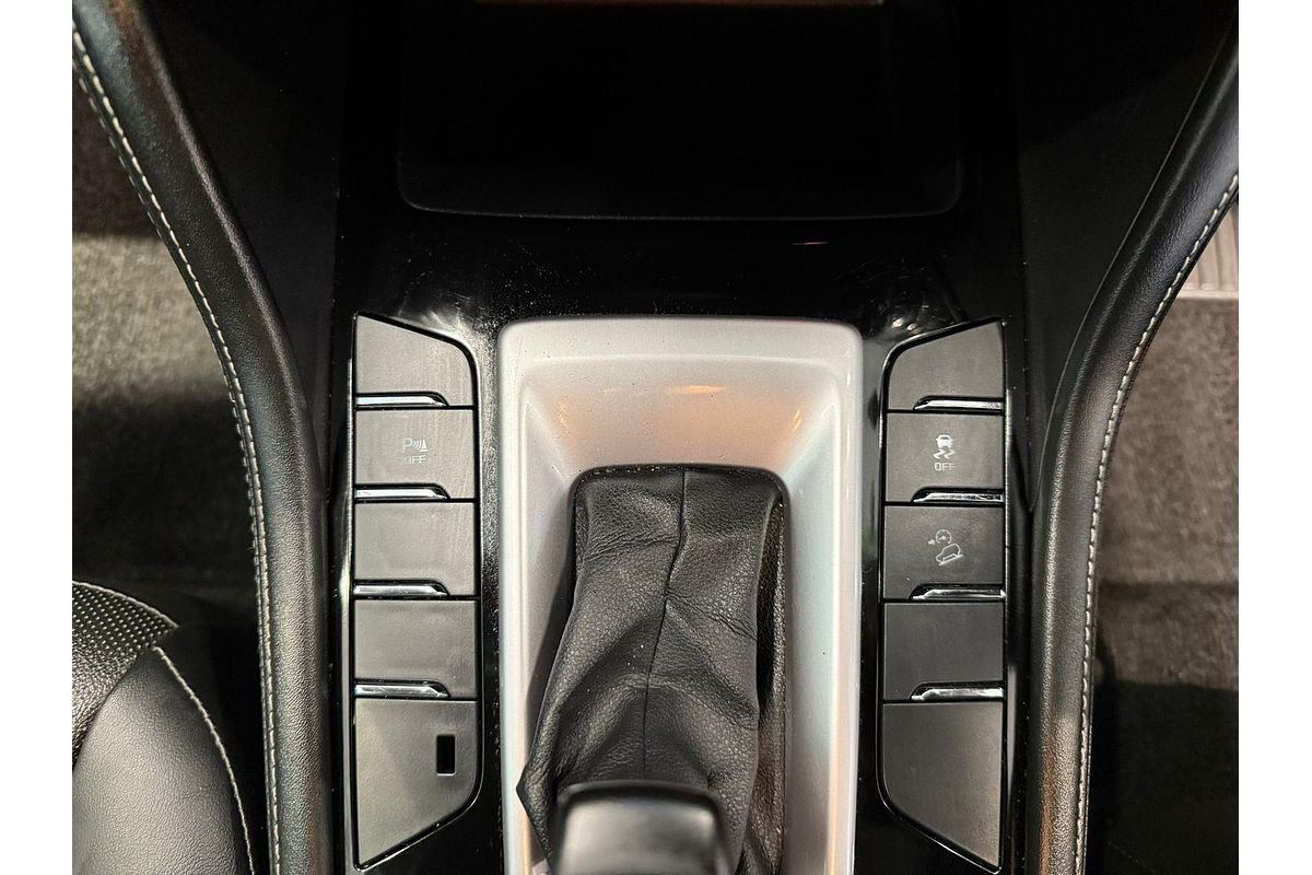 2024 Isuzu MU-X LS-T