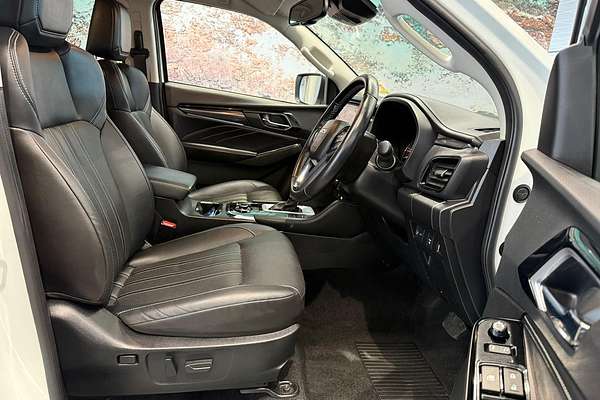 2024 Isuzu MU-X LS-T