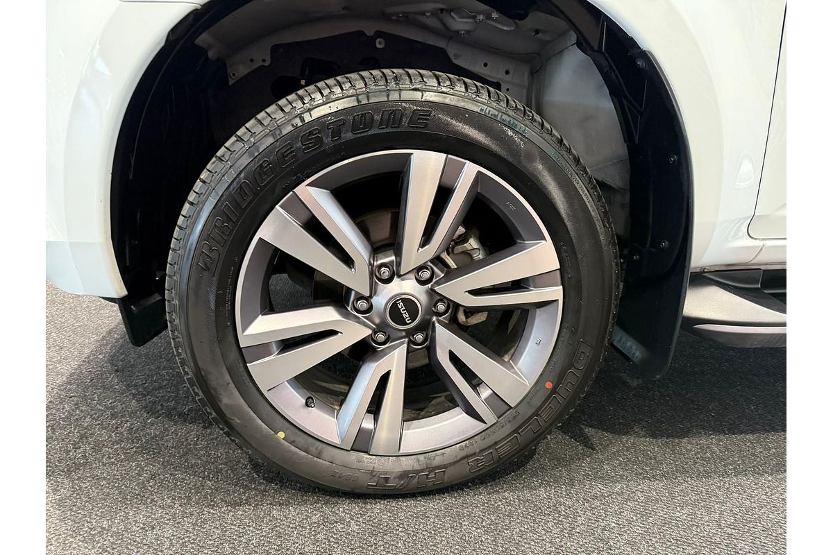 2024 Isuzu MU-X LS-T