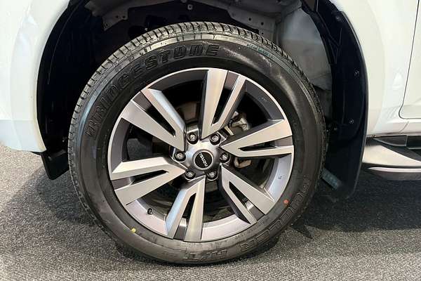 2024 Isuzu MU-X LS-T