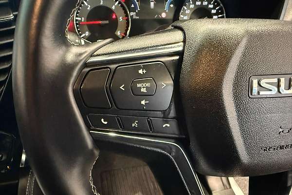 2024 Isuzu MU-X LS-T