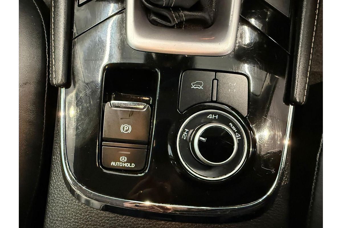 2024 Isuzu MU-X LS-T