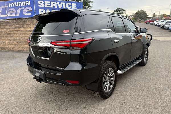 2021 Toyota Fortuner Crusade GUN156R
