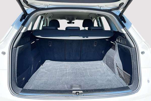2022 Audi Q5 35 TDI Limited Edition FY