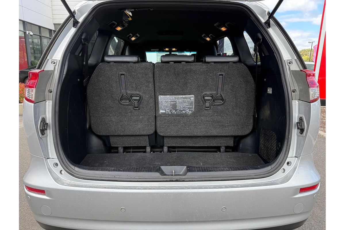 2019 Toyota Tarago GLX GSR50R