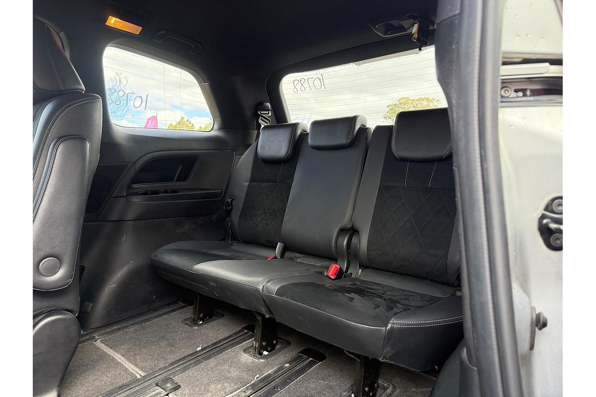 2019 Toyota Tarago GLX GSR50R