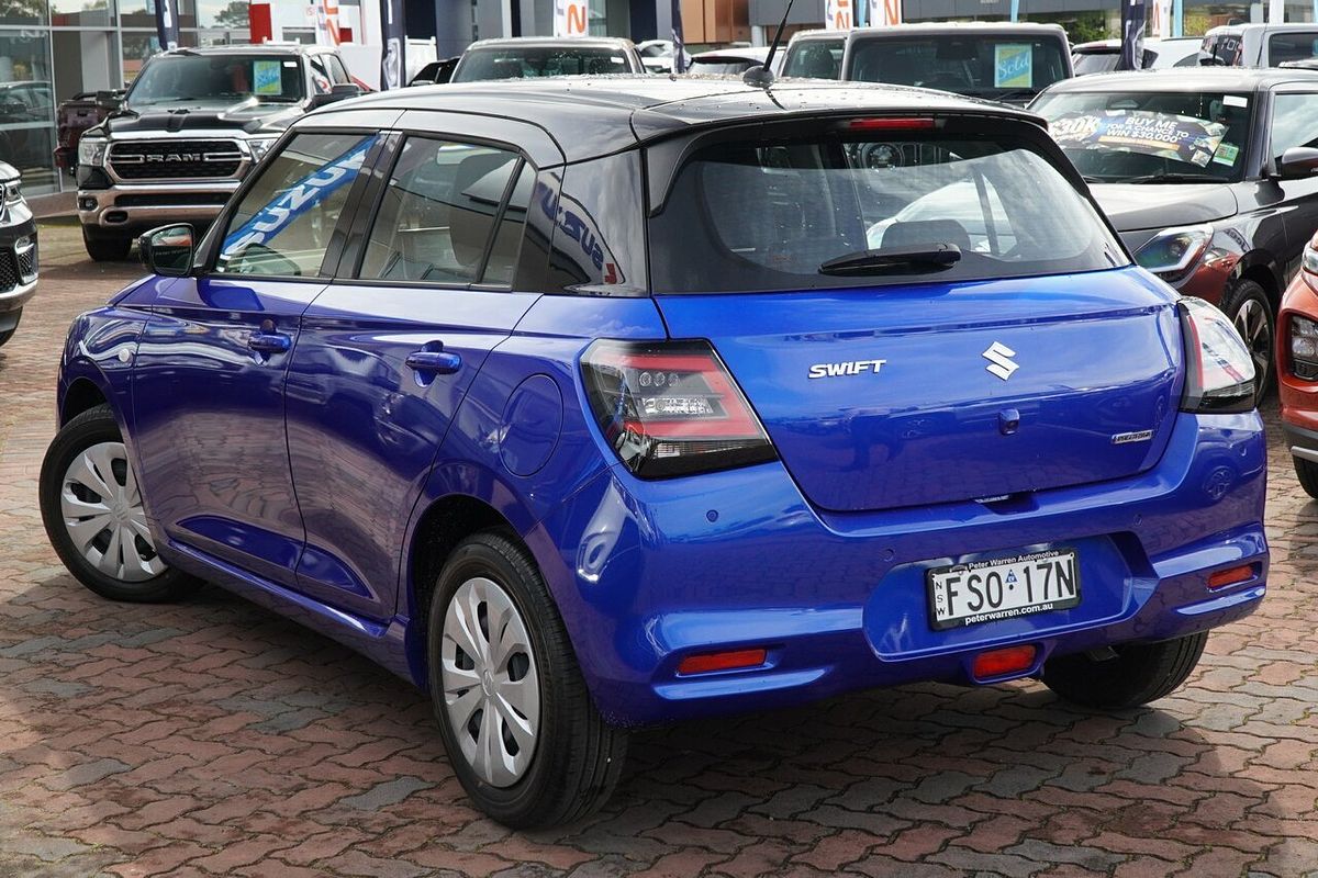 2025 Suzuki Swift Hybrid UZ