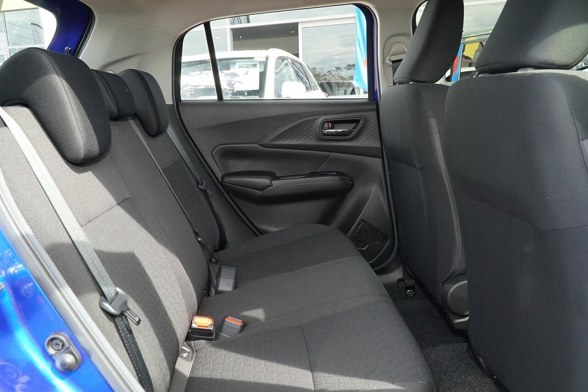 2025 Suzuki Swift Hybrid UZ