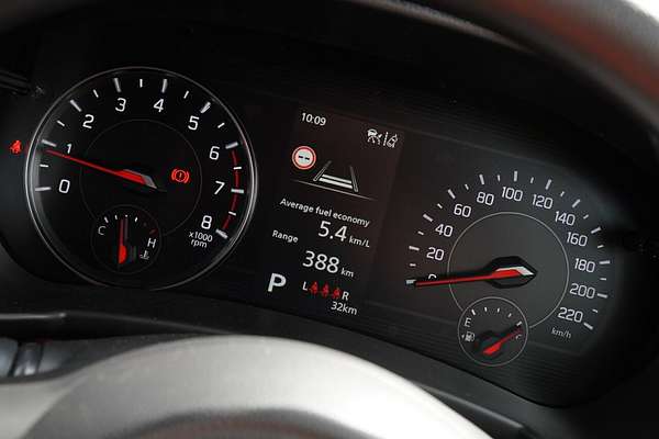 2025 Suzuki Swift Hybrid UZ
