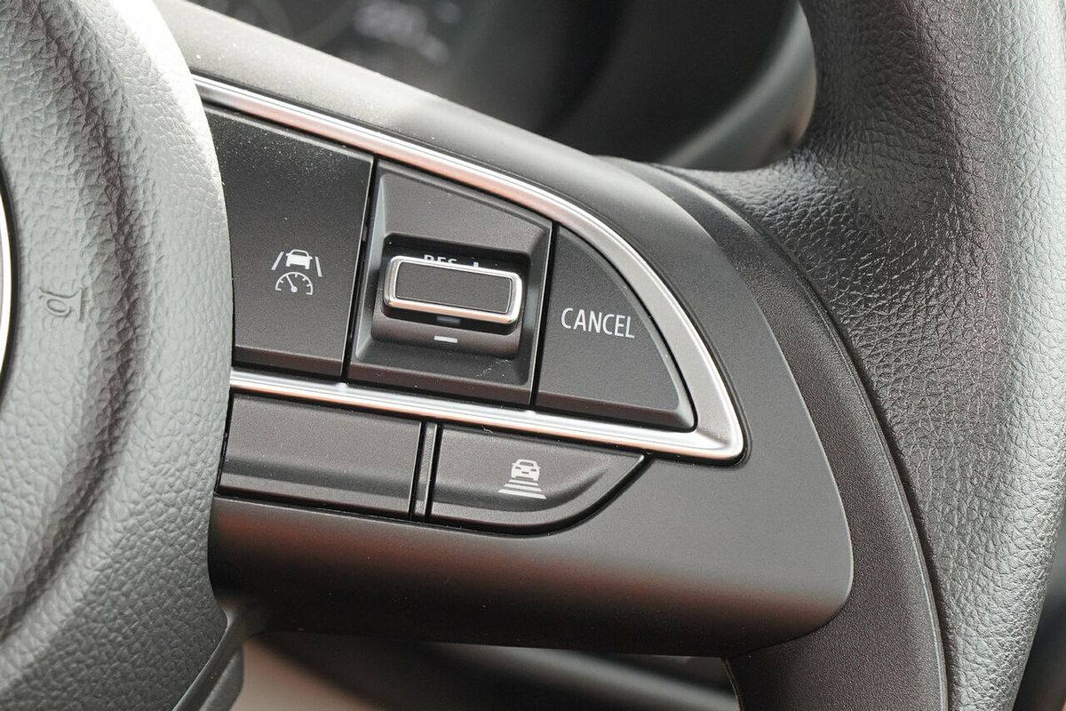 2025 Suzuki Swift Hybrid UZ