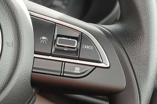 2025 Suzuki Swift Hybrid UZ