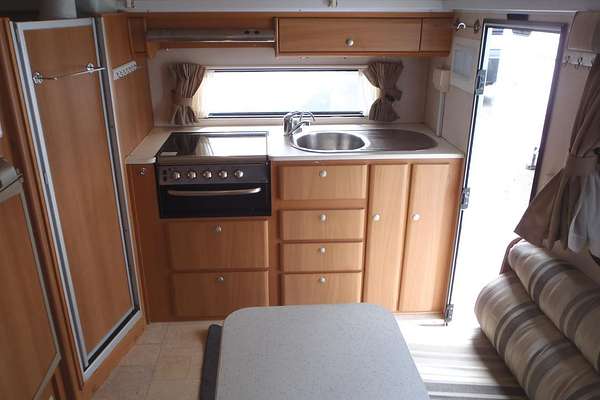 2007 Jayco Destiny 17.55-3