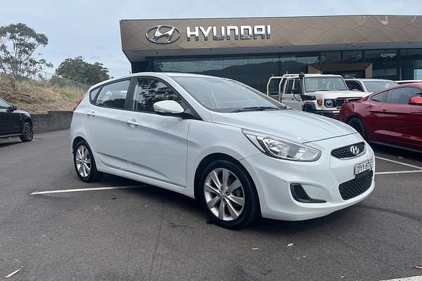 2018 Hyundai Accent Sport RB6