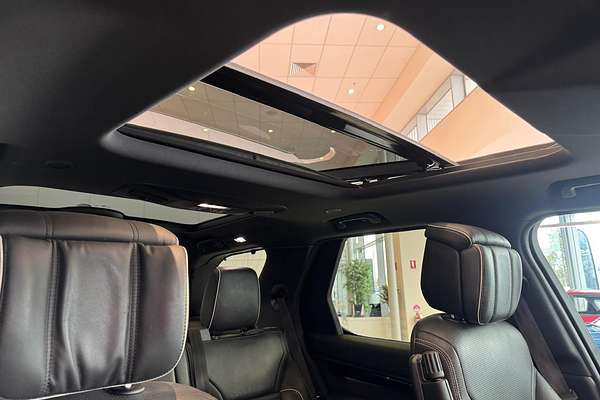 2021 Land Rover Discovery P360 R-Dynamic HSE Series 5