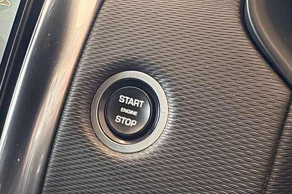 2021 Land Rover Discovery P360 R-Dynamic HSE Series 5