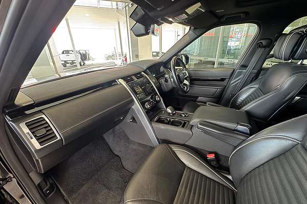 2021 Land Rover Discovery P360 R-Dynamic HSE Series 5