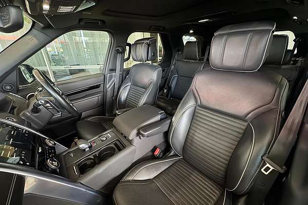 2021 Land Rover Discovery P360 R-Dynamic HSE Series 5