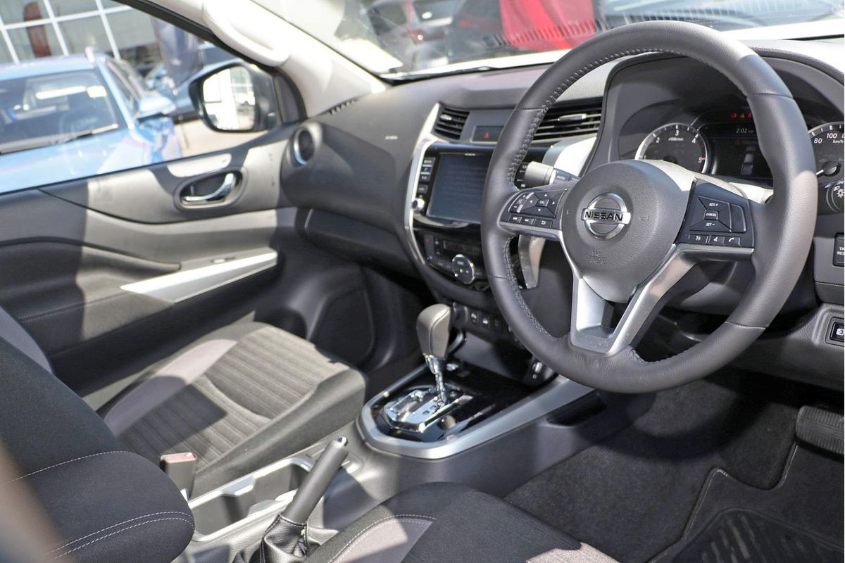 2024 Nissan Navara ST-X D23 4X4