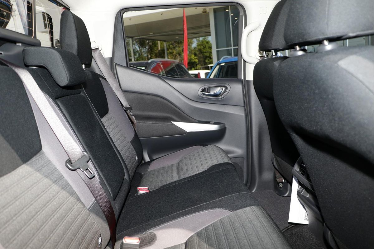 2024 Nissan Navara ST-X D23 4X4