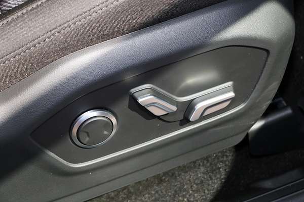 2025 Hyundai Santa Fe Hybrid MX5.V1
