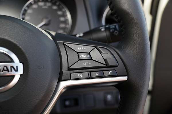 2024 Nissan Navara ST-X D23 4X4