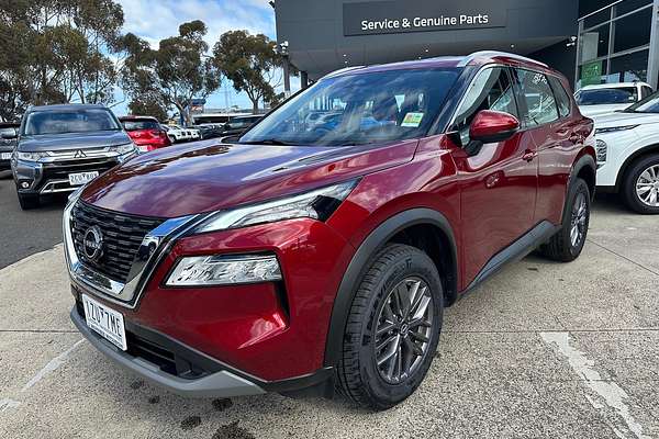 2025 Nissan X-TRAIL ST T33
