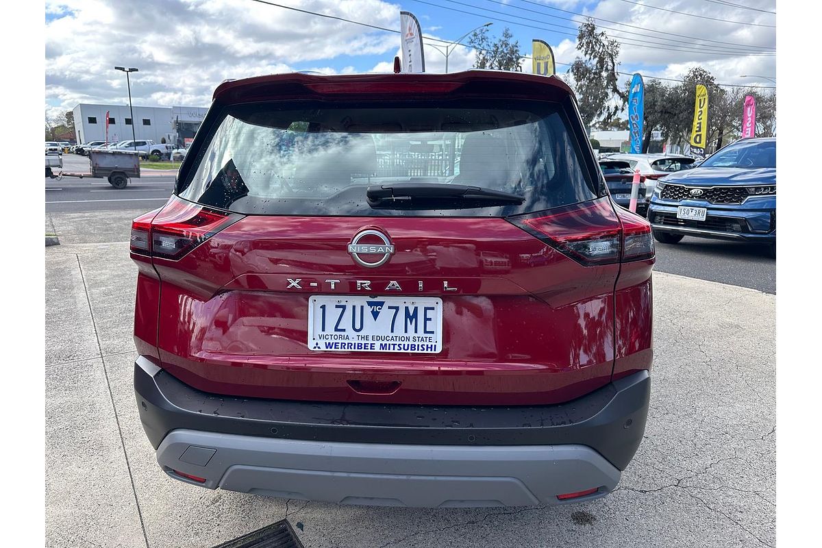 2025 Nissan X-TRAIL ST T33