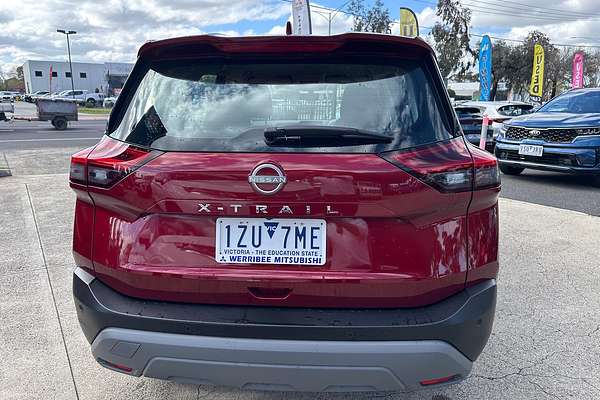 2025 Nissan X-TRAIL ST T33